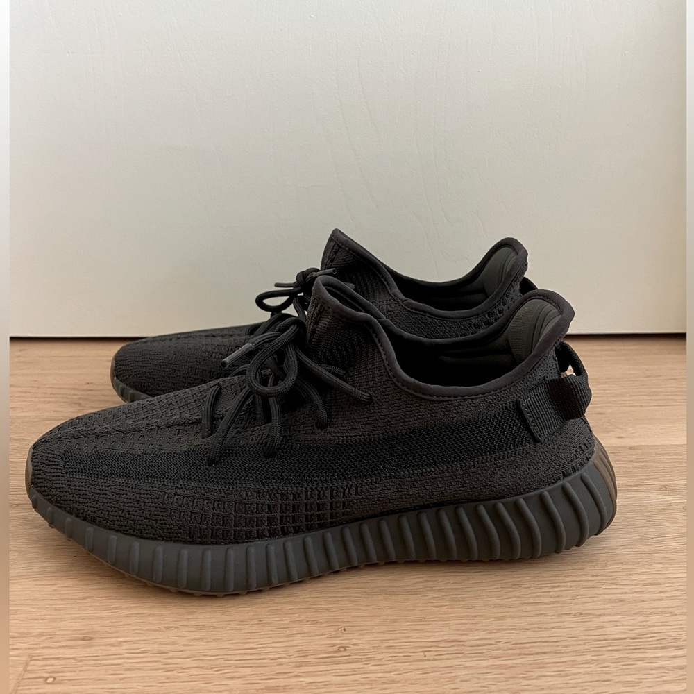 Yeezy Boost 350 V2 | Size 12 (NEW)